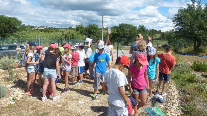 A.R.B.R.E. et écoliers de Restinclières